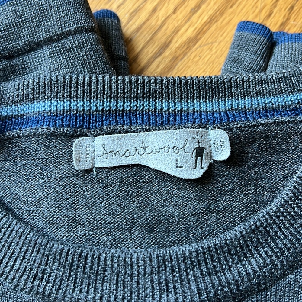 Men’s SmartWool sweater